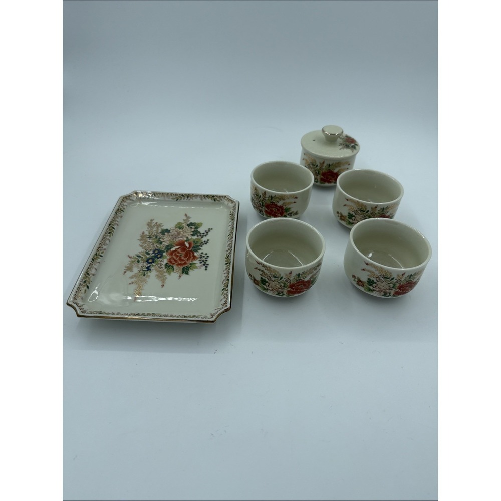Vintage Japanese Porcelain Saki Cups And Tray